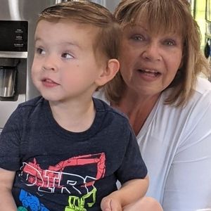 Meet your Posher, Debra